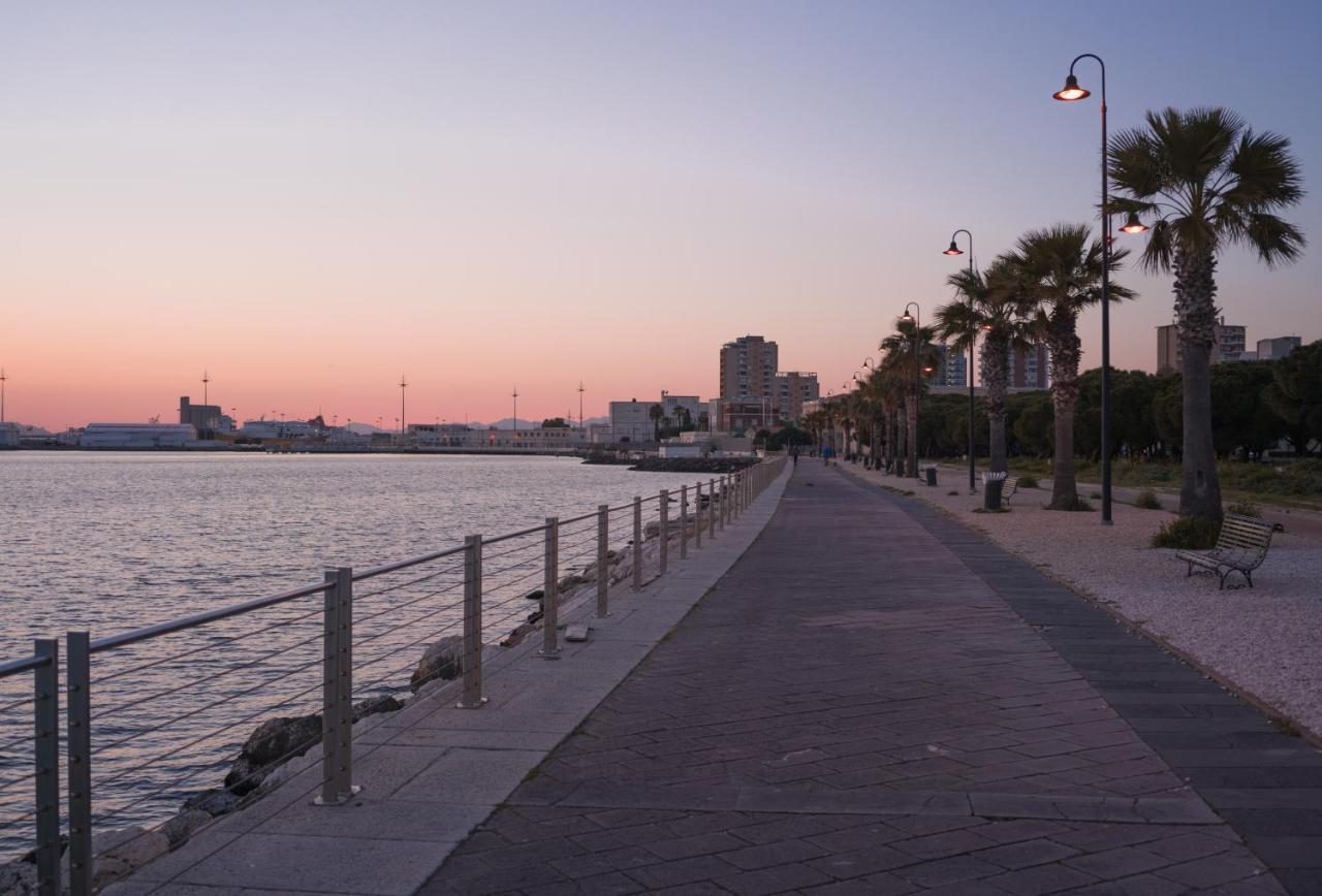 Le Scale Sul Porto . Marina Centro Storico. Ac Daire Cagliari Dış mekan fotoğraf