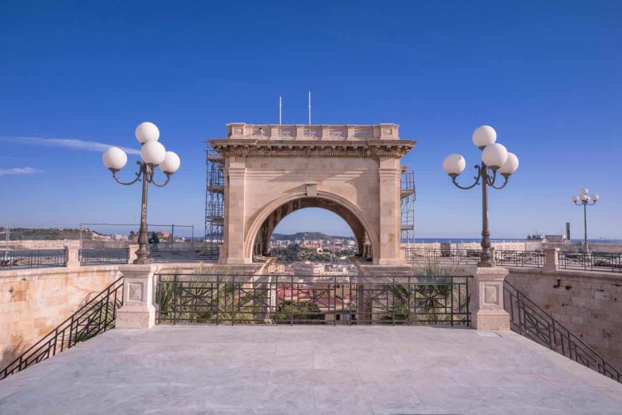 Le Scale Sul Porto . Marina Centro Storico. Ac Daire Cagliari Dış mekan fotoğraf