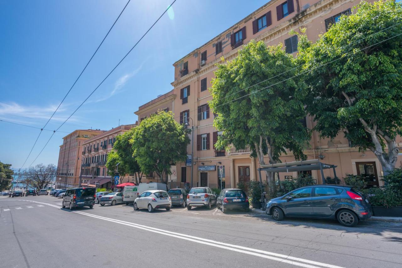 Le Scale Sul Porto . Marina Centro Storico. Ac Daire Cagliari Dış mekan fotoğraf